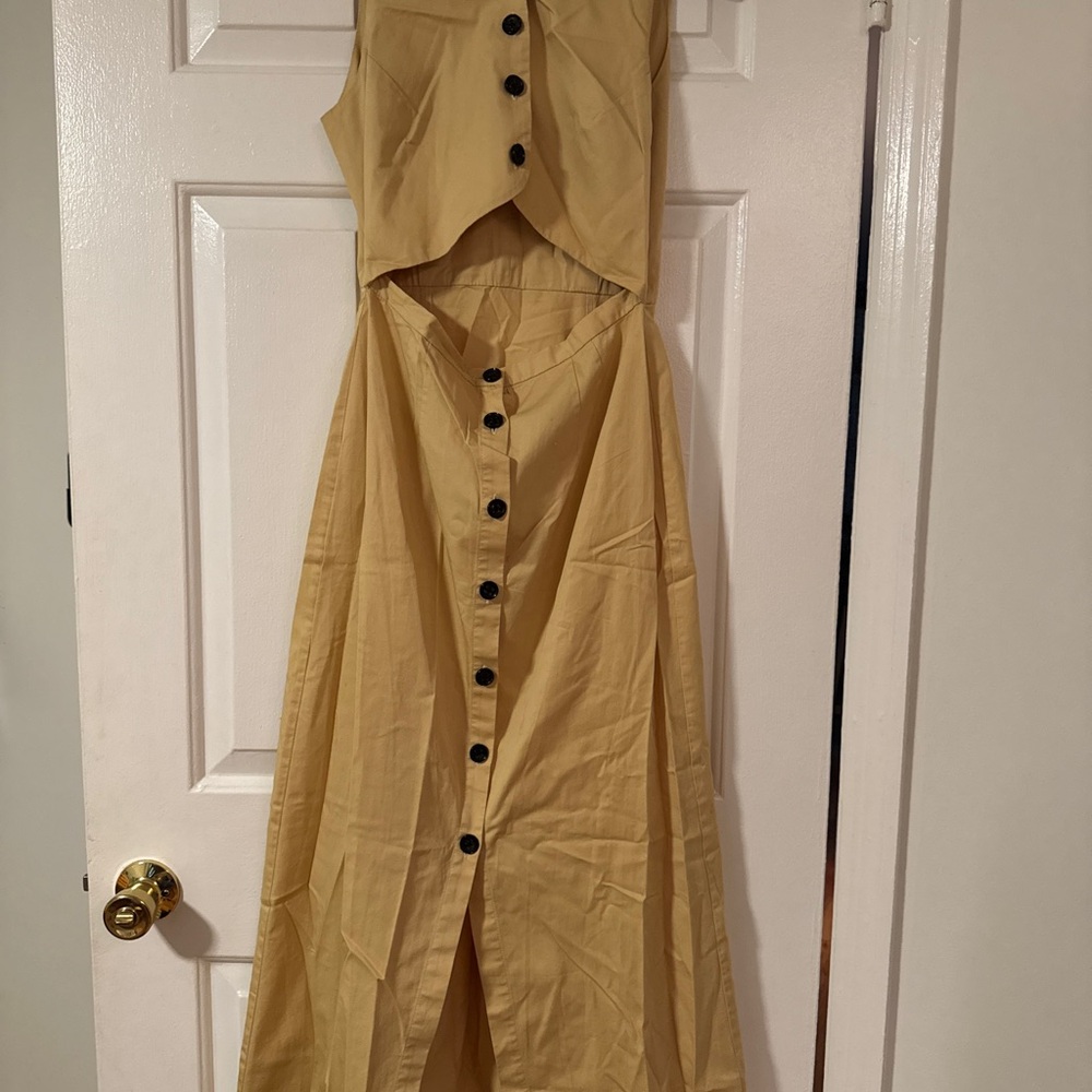 Elegant Yellow Maxi Dress